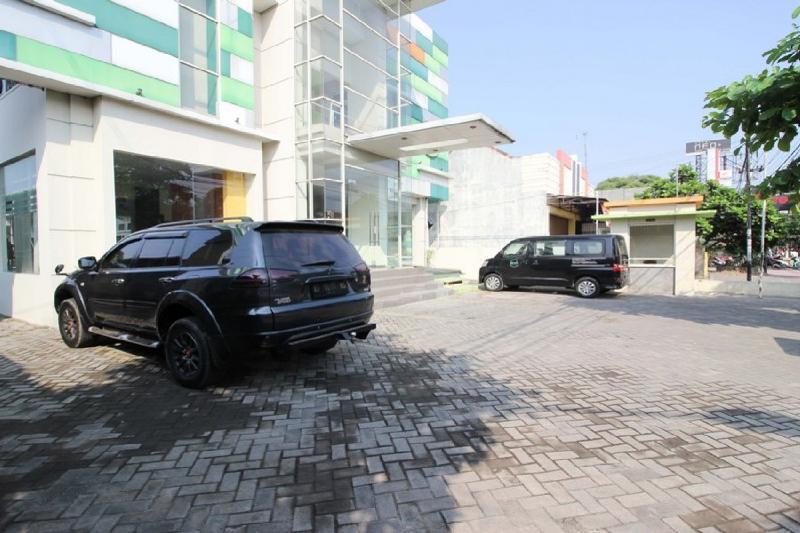 Reddoorz Plus Near Keraton Yogyakarta 2 Hotel Exterior foto